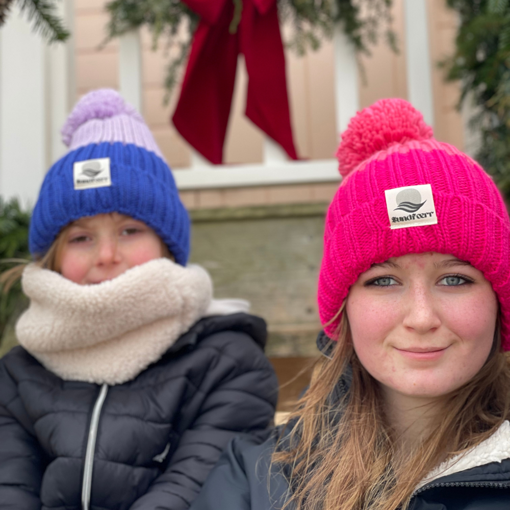 Varma Pink/Rose Bobble Hat